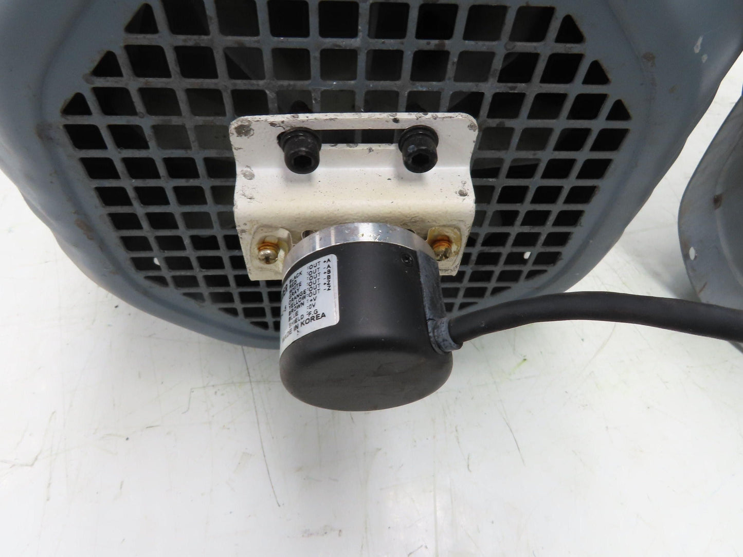 Sew Eurodrive KHF67 DRN112M4/BE5 Brake Gear Motor 27.28:1 65rpm 4Kw 220/380V 3PH