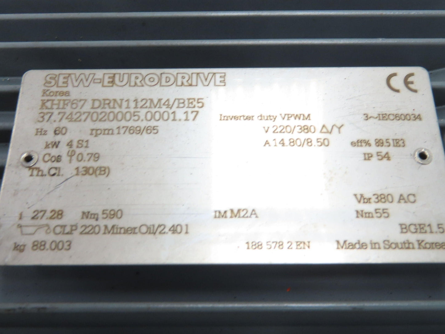 Sew Eurodrive KHF67 DRN112M4/BE5 Brake Gear Motor 27.28:1 65rpm 4Kw 220/380V 3PH