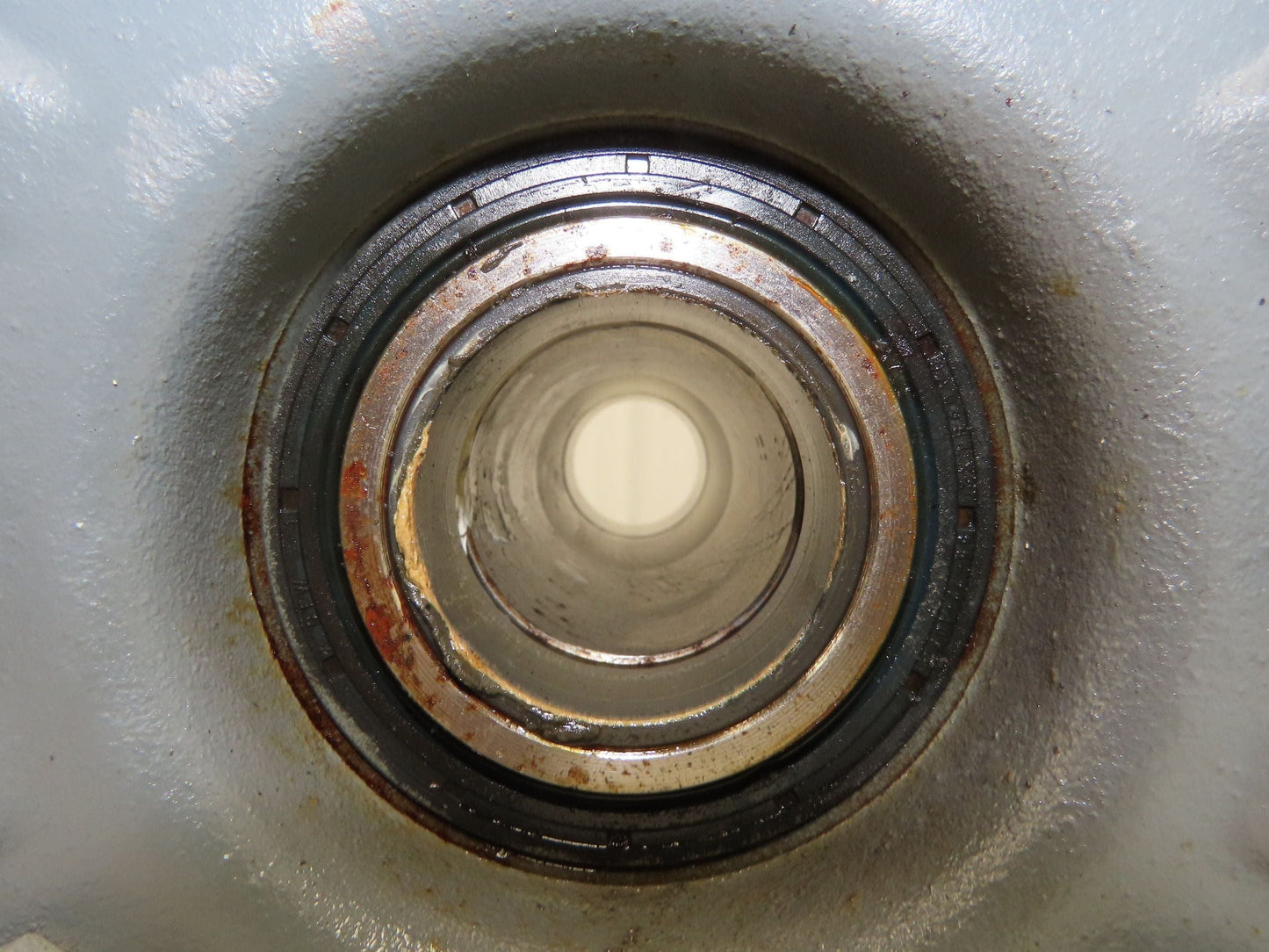 Sew Eurodrive KHF67 DRN112M4/BE5 Brake Gear Motor 27.28:1 65rpm 4Kw 220/380V 3PH