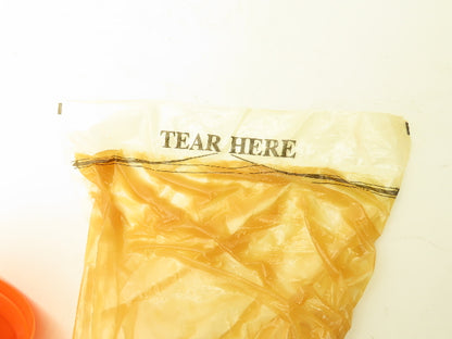 Water-Jel 9672 Fire Blanket Heat Shield 8' x 6' Lot 010695022 *Cracked Case