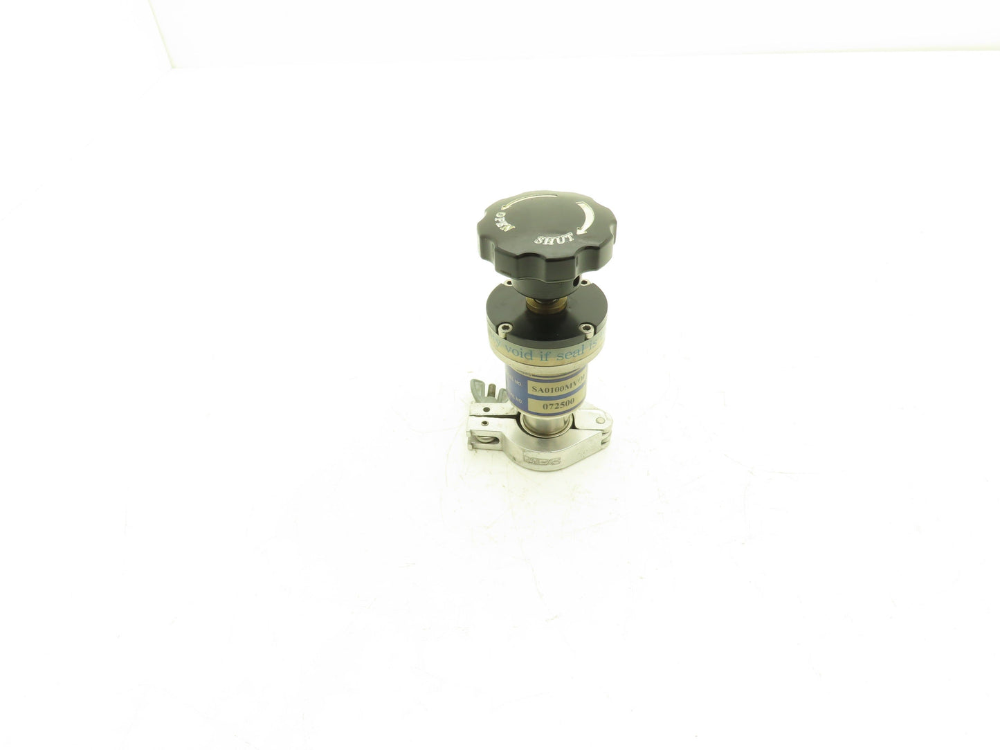 Kurt J Lesker SA010MVQF Pneumatic Angle Valve Vacuum Isolation 1" Connection
