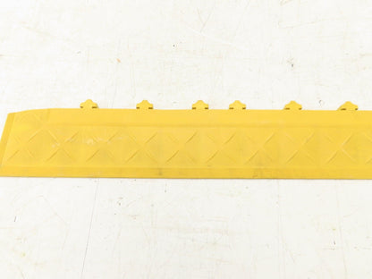 Anti Fatigue Modular Interlocking Male Ramp Edge with Corner 22"x4" Lot of 7