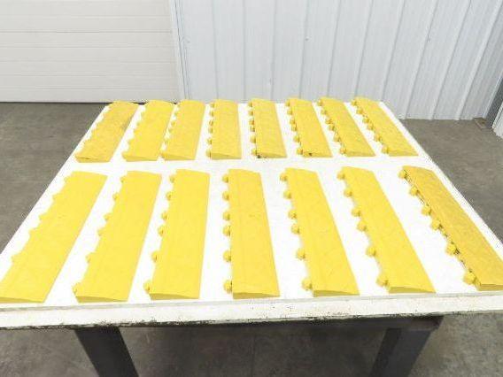 Anti Fatigue Modular Interlocking Male Ramp Edge 18"x4" Lot of 15