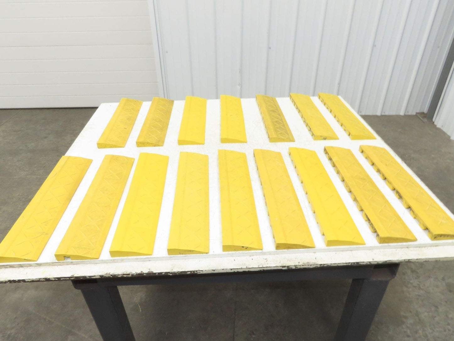 Anti Fatigue Modular Interlocking Female Ramp Edge 18"x4" Lot of 16