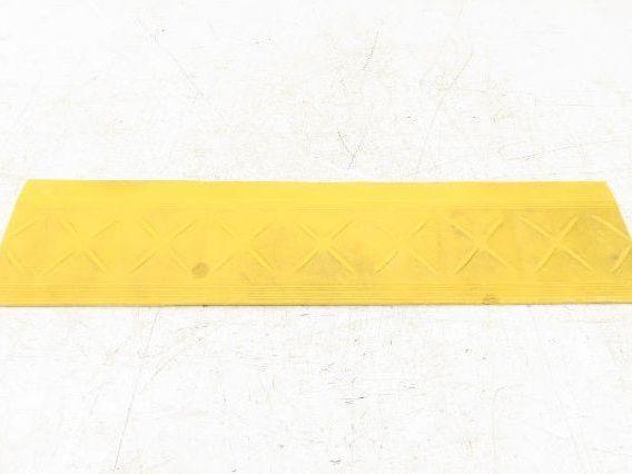 Anti Fatigue Modular Interlocking Female Ramp Edge 18"x4" Lot of 16