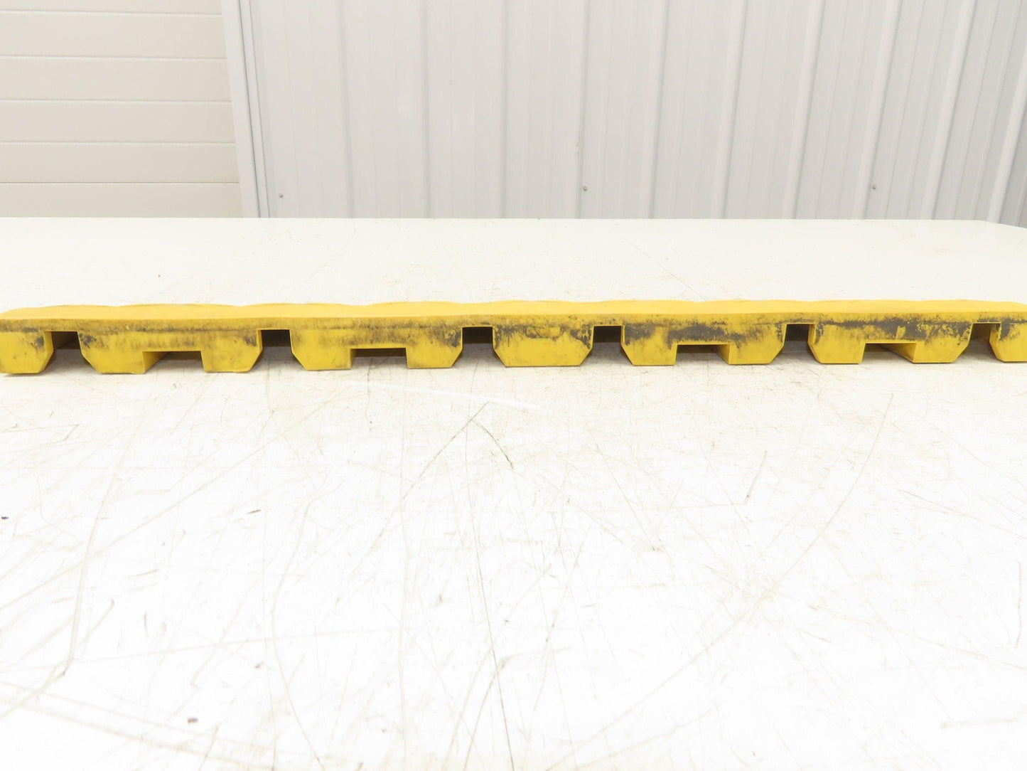 Anti Fatigue Modular Interlocking Female Ramp Edge 18"x4" Lot of 16