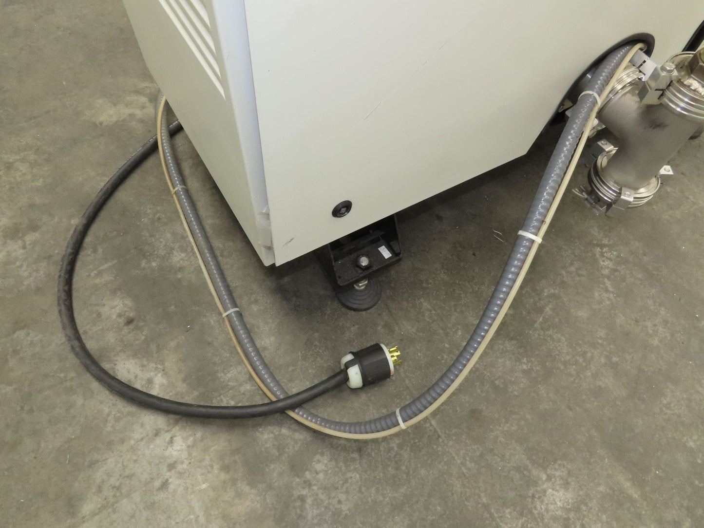 Leybold SP250 ScrewLine Dry Vacuum Pump 330m3/h 11.5kw 210/460V 3Ph