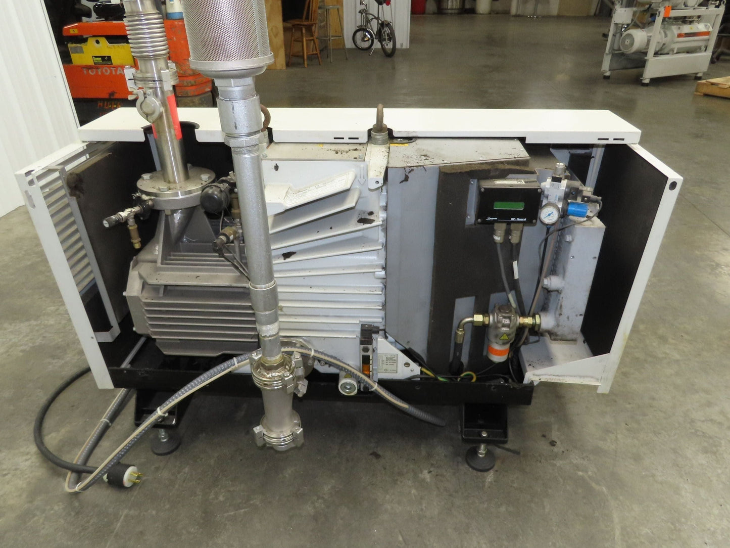 Leybold SP250 ScrewLine Dry Vacuum Pump 330m3/h 11.5kw 210/460V 3Ph