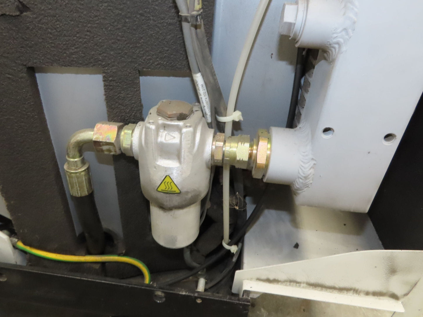 Leybold SP250 ScrewLine Dry Vacuum Pump 330m3/h 11.5kw 210/460V 3Ph Screw Type
