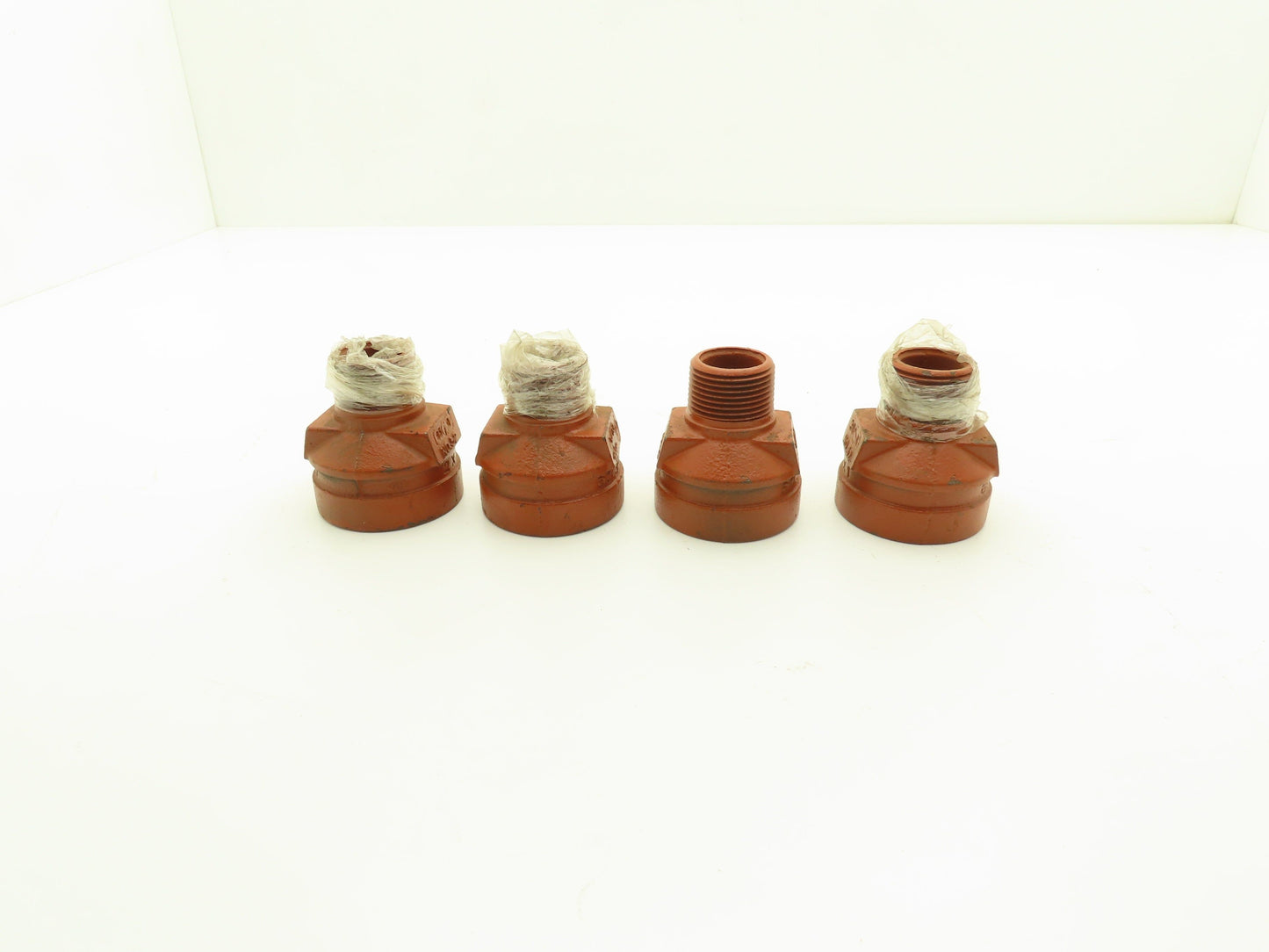 Victaulic No 52  2x1" NPT Grooved x Threaded Male Reducer Fitting  Lot of 4