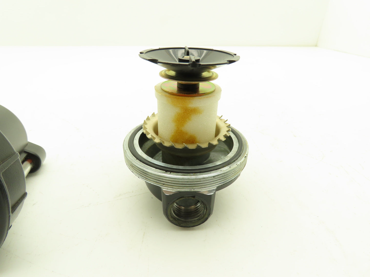 Watts Fluidair F602-04WJ M5 Pneumatic Air Filter 250PSI 40 Micron 1/2" NPT