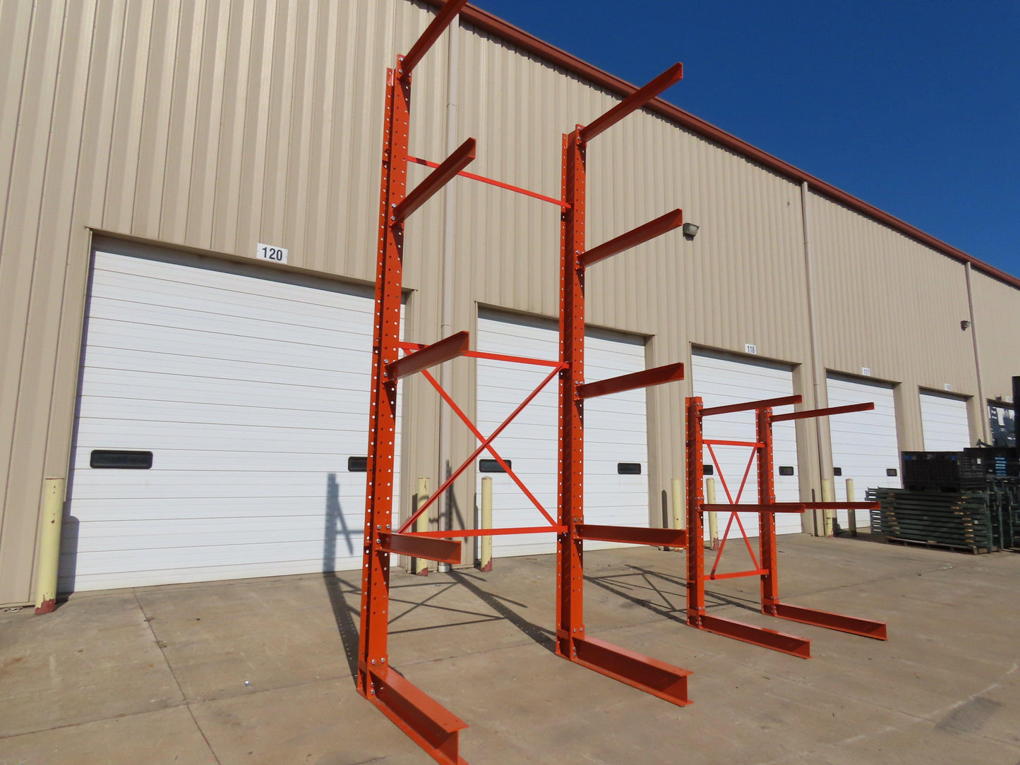 Cantilever Rack 2 W8-18 Post 4 Shelf 1-Side 192" 16' Upright 78"W 48" Arms 5000#