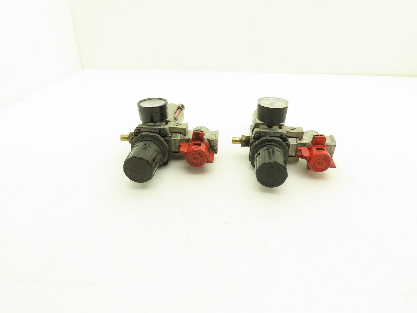 SMC Pneumatic Air Filter Regulator With Lock Out Valve 150 PSI Lot of 2