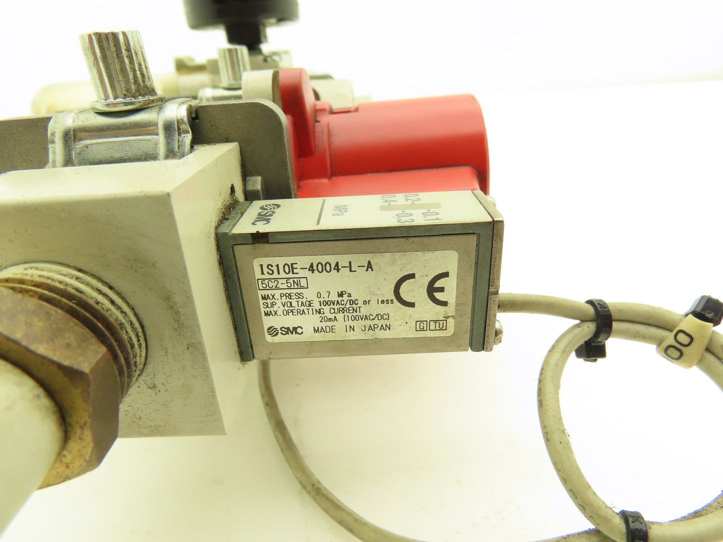 SMC Pneumatic Air Filter Regulator Lockout Valve Pressure Switch Combo