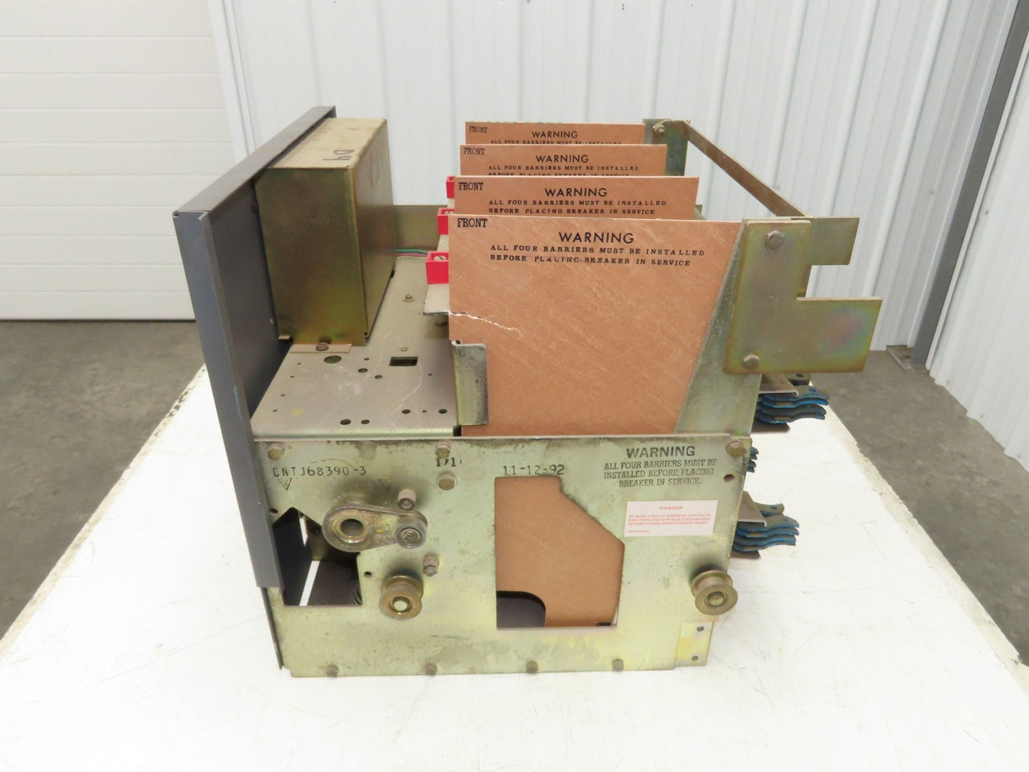 Square D DS 206 Air AC Circuit Breaker 600VAC 400A 3 Pole Amptector I-A