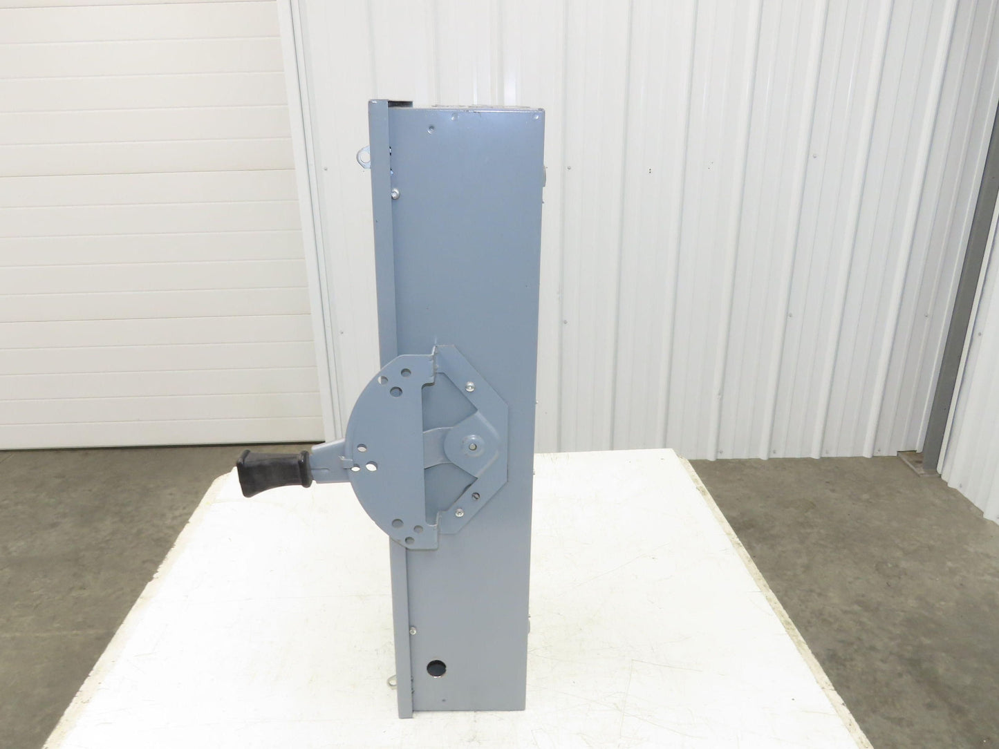 Square D DTU222 Double Throw Disconnect Switch Manual Transfer 60A 240V 1Ph F05