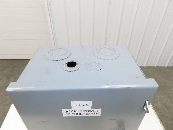 Square D DTU222 Double Throw Disconnect Switch Manual Transfer 60A 240V 1Ph F05