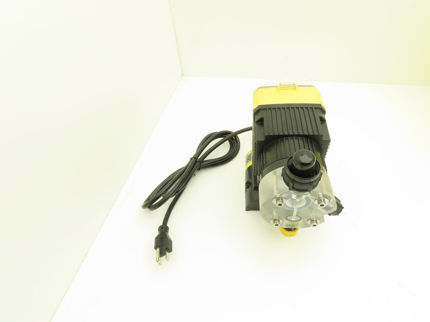 LMI Milton Roy Roytronic A851-929SI Chemical Metering Pump 1.00 GPH 110 PSI 120V