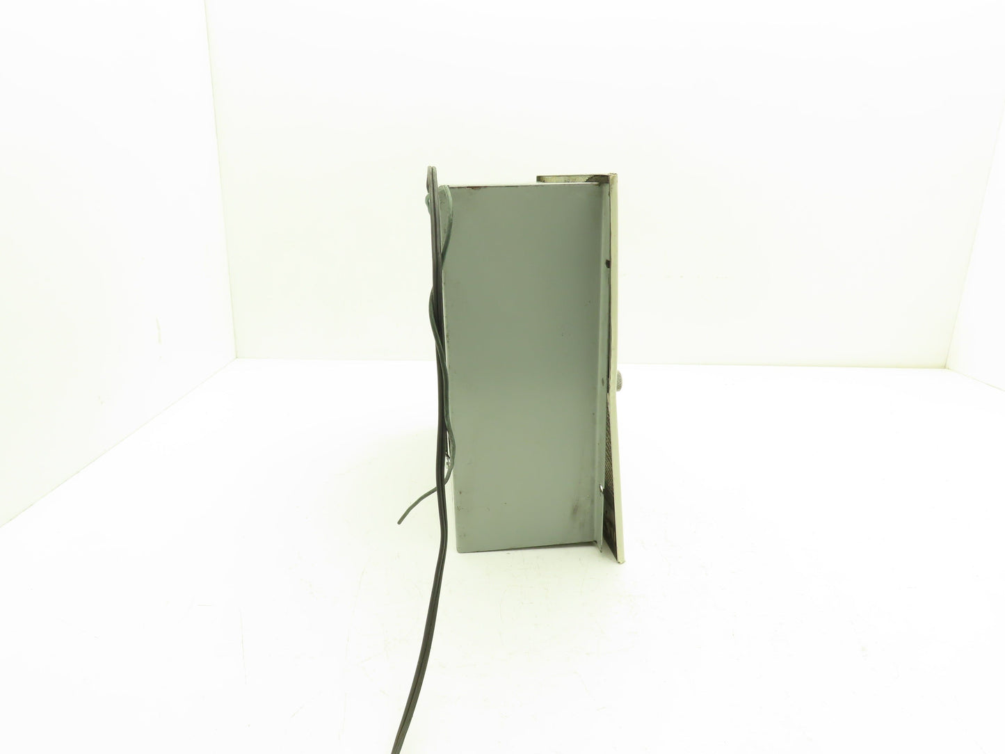 Hammond XF10115 Filtered Fan Box 560CFM 115V 11.13" Square Box 4.56" Deep