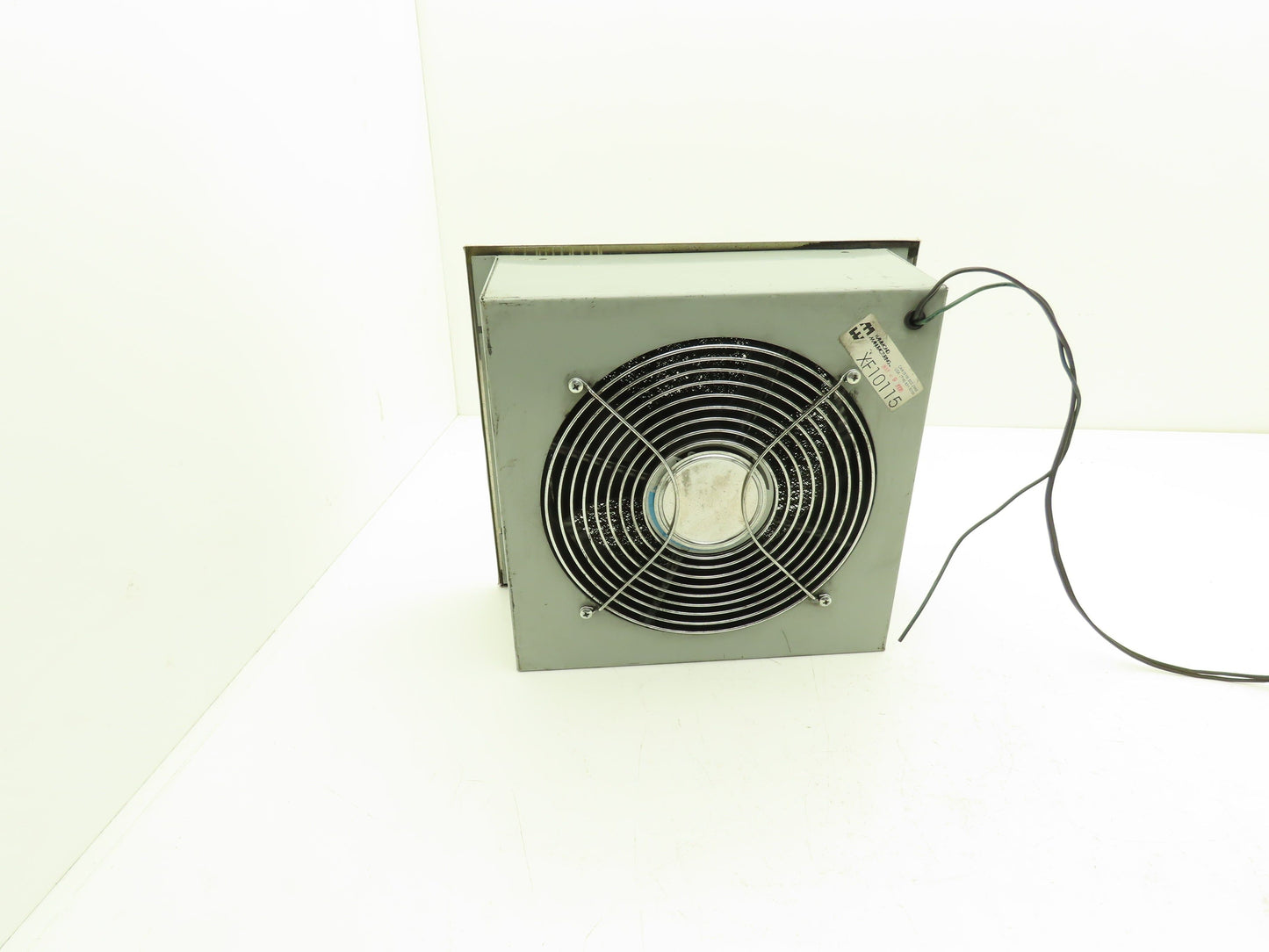 Hammond XF10115 Filtered Fan Box 560CFM 115V 11.13" Square Box 4.56" Deep