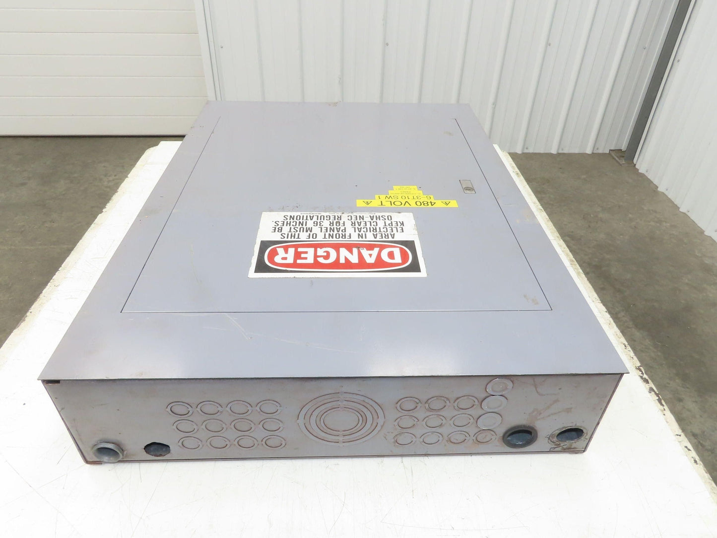Square D NH1B I-Line Panelboard Breaker Box 100A 277/480V 3PH 4W 18 Space 100Amp