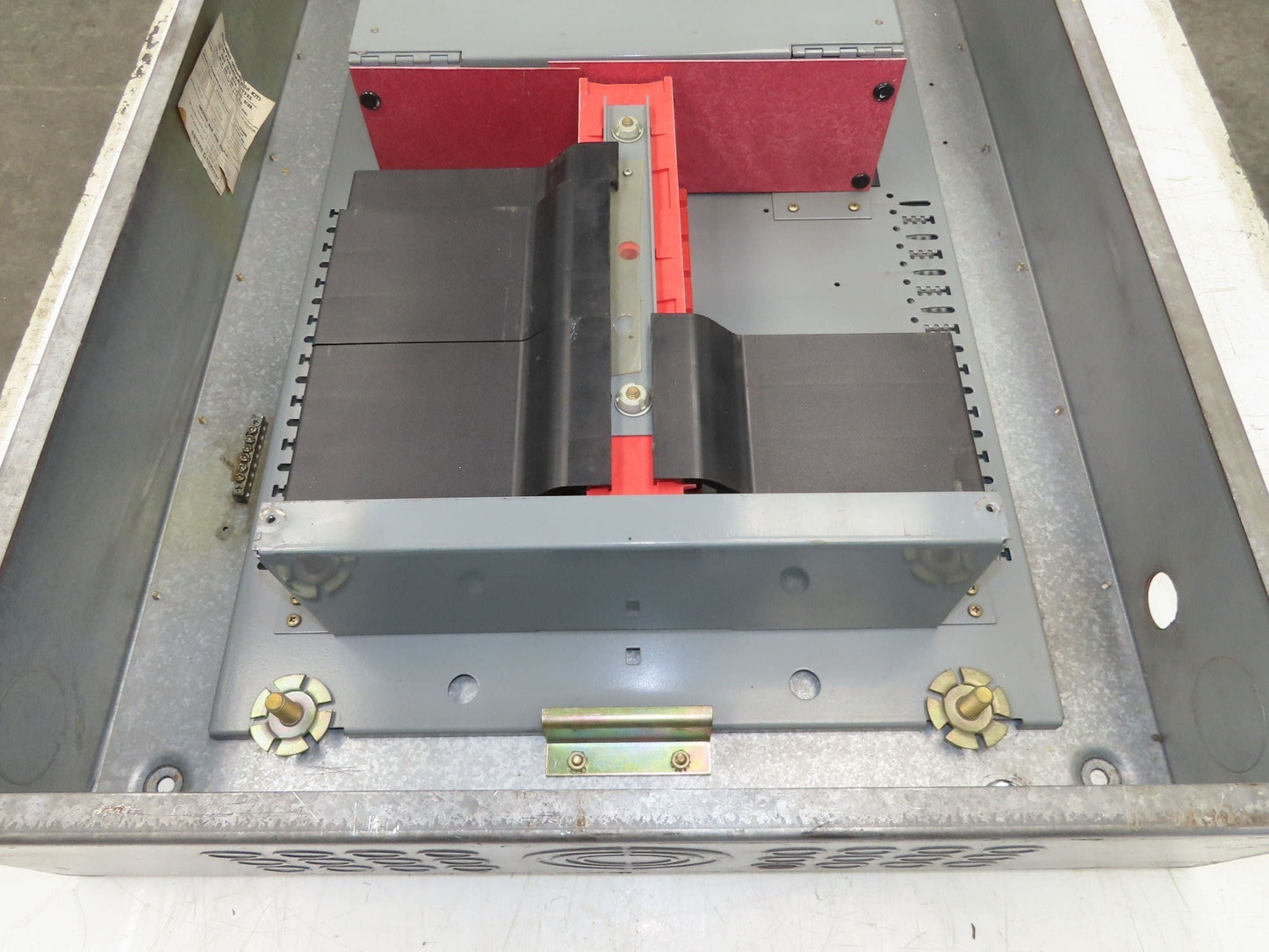 Square D NH1B I-Line Panelboard Breaker Box 100A 277/480V 3PH 4W 18 Space 100Amp