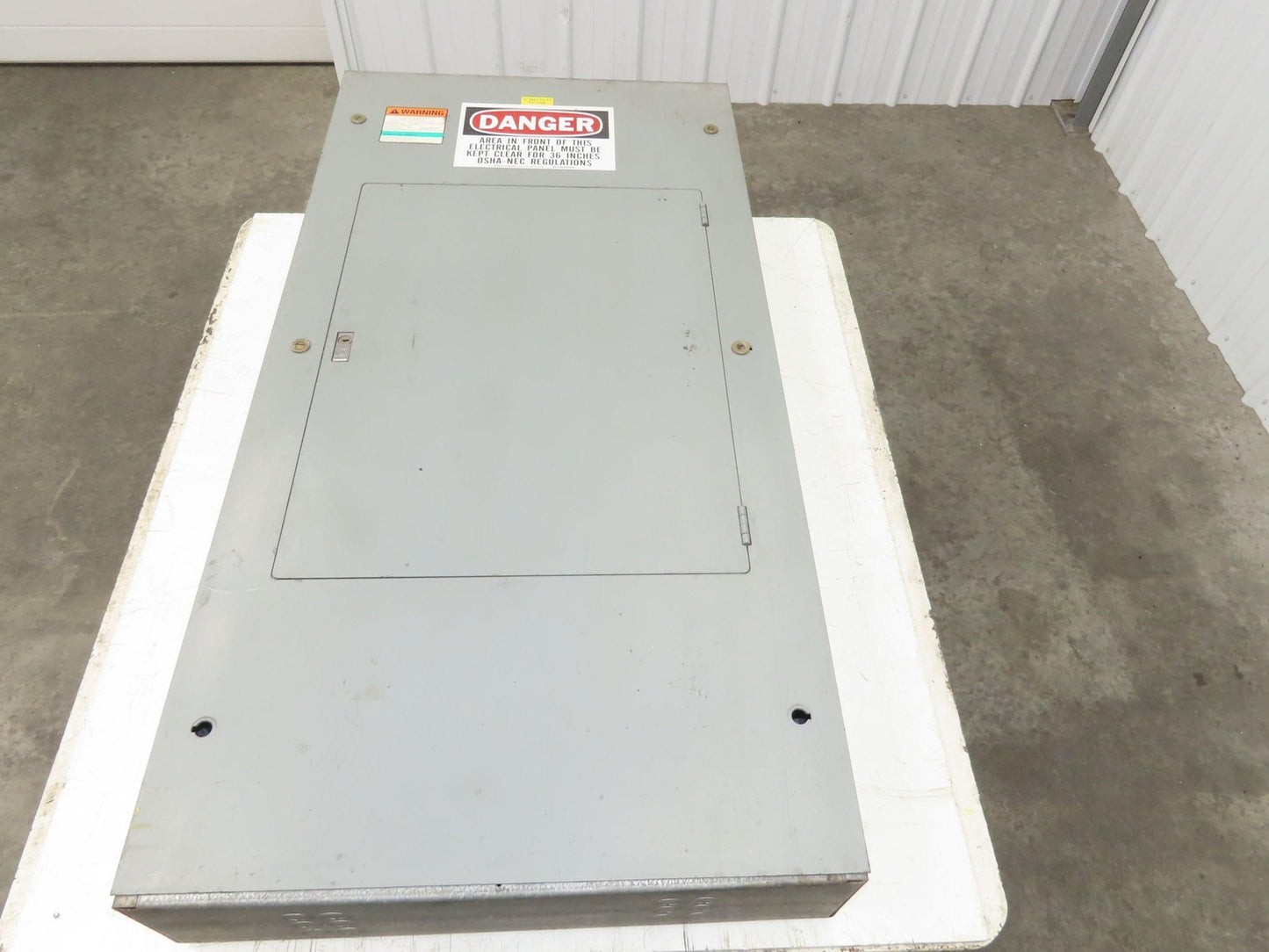 Square D NH1B I-Line Panelboard Breaker Box 225A 277/480V 3PH 4W 18 Space 225Amp