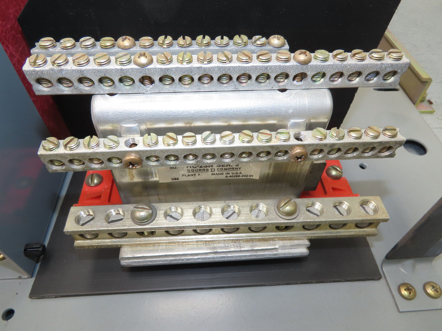 Square D NH1B I-Line Panelboard Breaker Box 225A 277/480V 3PH 4W 18 Space 225Amp