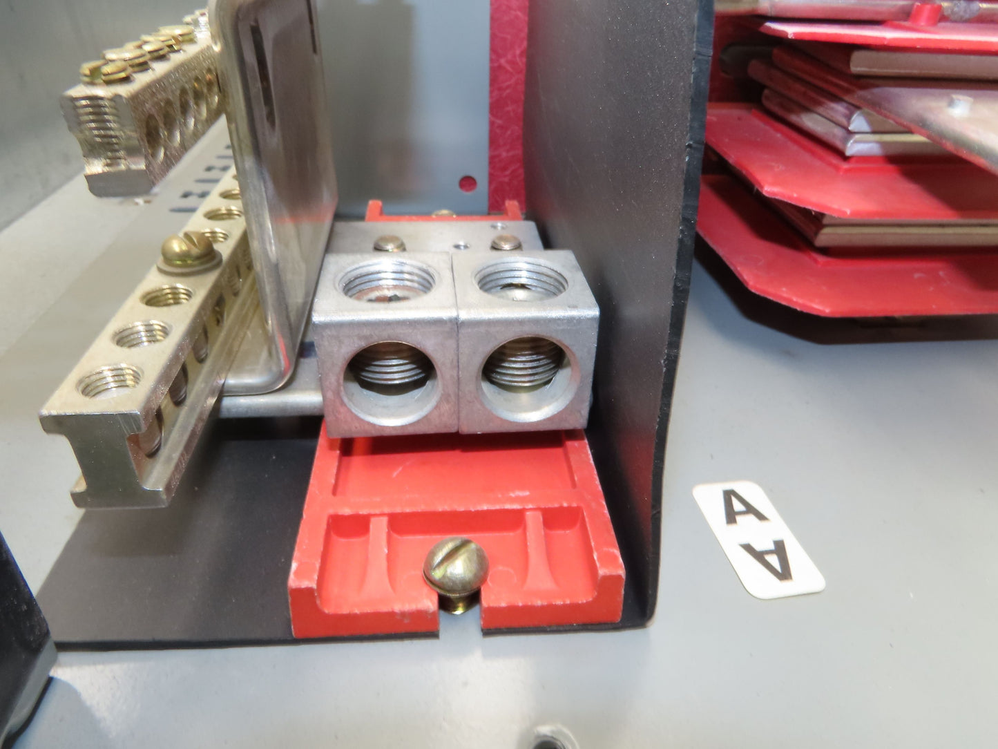 Square D NH1B I-Line Panelboard Breaker Box 225A 277/480V 3PH 4W 18 Space 225Amp