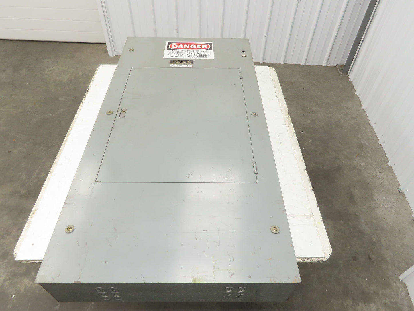 Square D NH1B I-Line Panelboard Breaker Box 225A 277/480V 3PH 4W 18 Space 225Amp