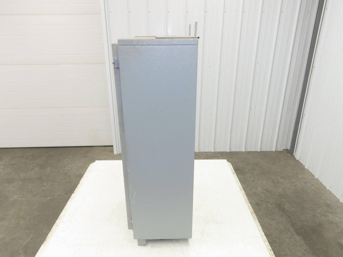 Electrical Enclosure 33x20x11" Weld Cell Control Cabinet Disconnect
