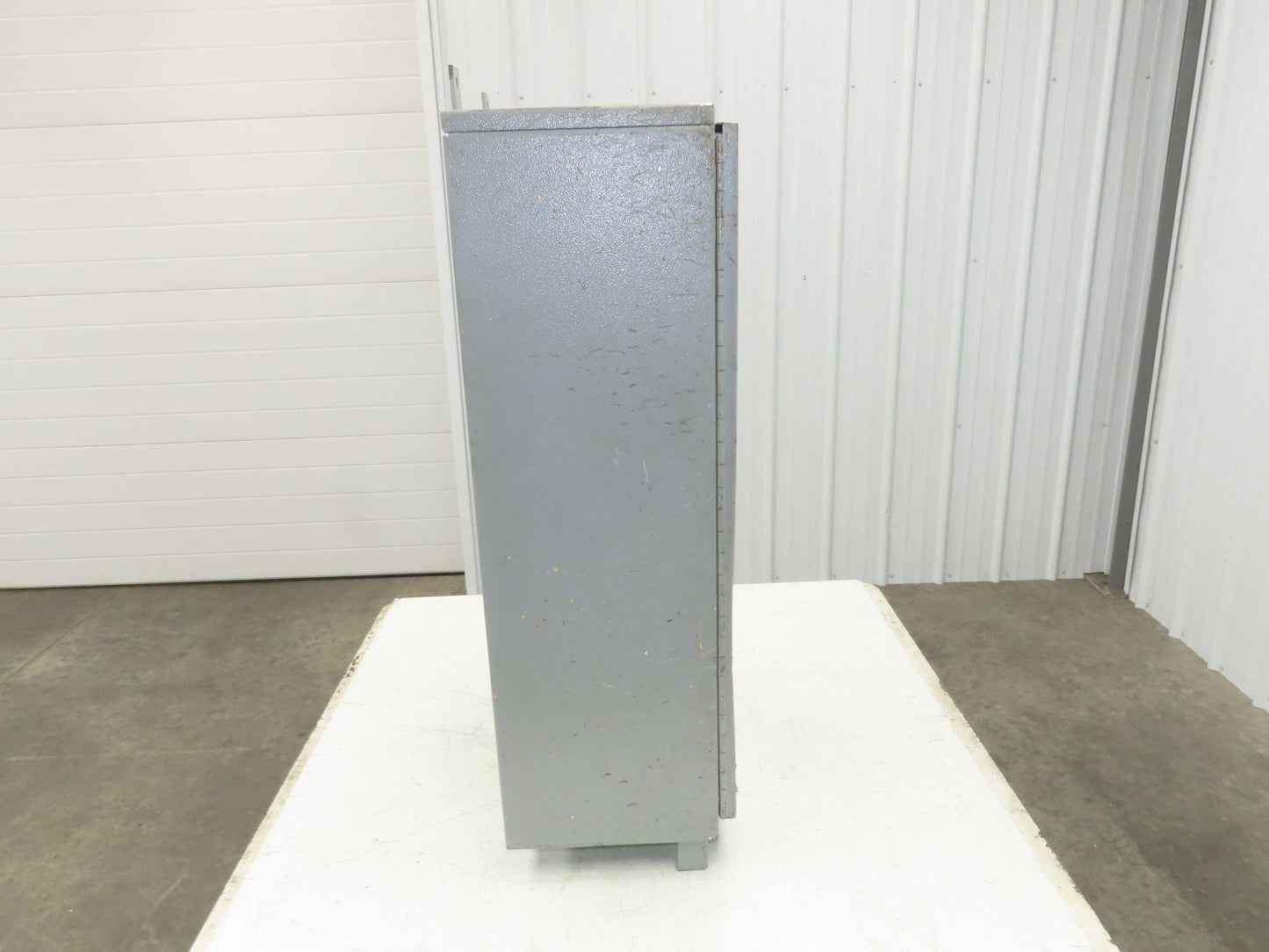 Electrical Enclosure 33x20x11" Weld Cell Control Cabinet Disconnect