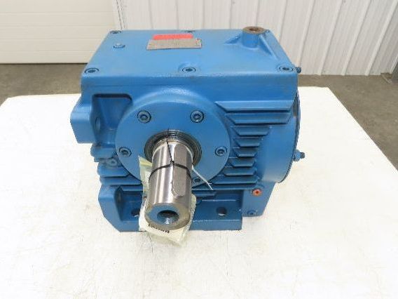Sew Eurodrive S82A Dual Shaft Worm Gearbox 62.9 Reducer for Gearmotor 28rpm