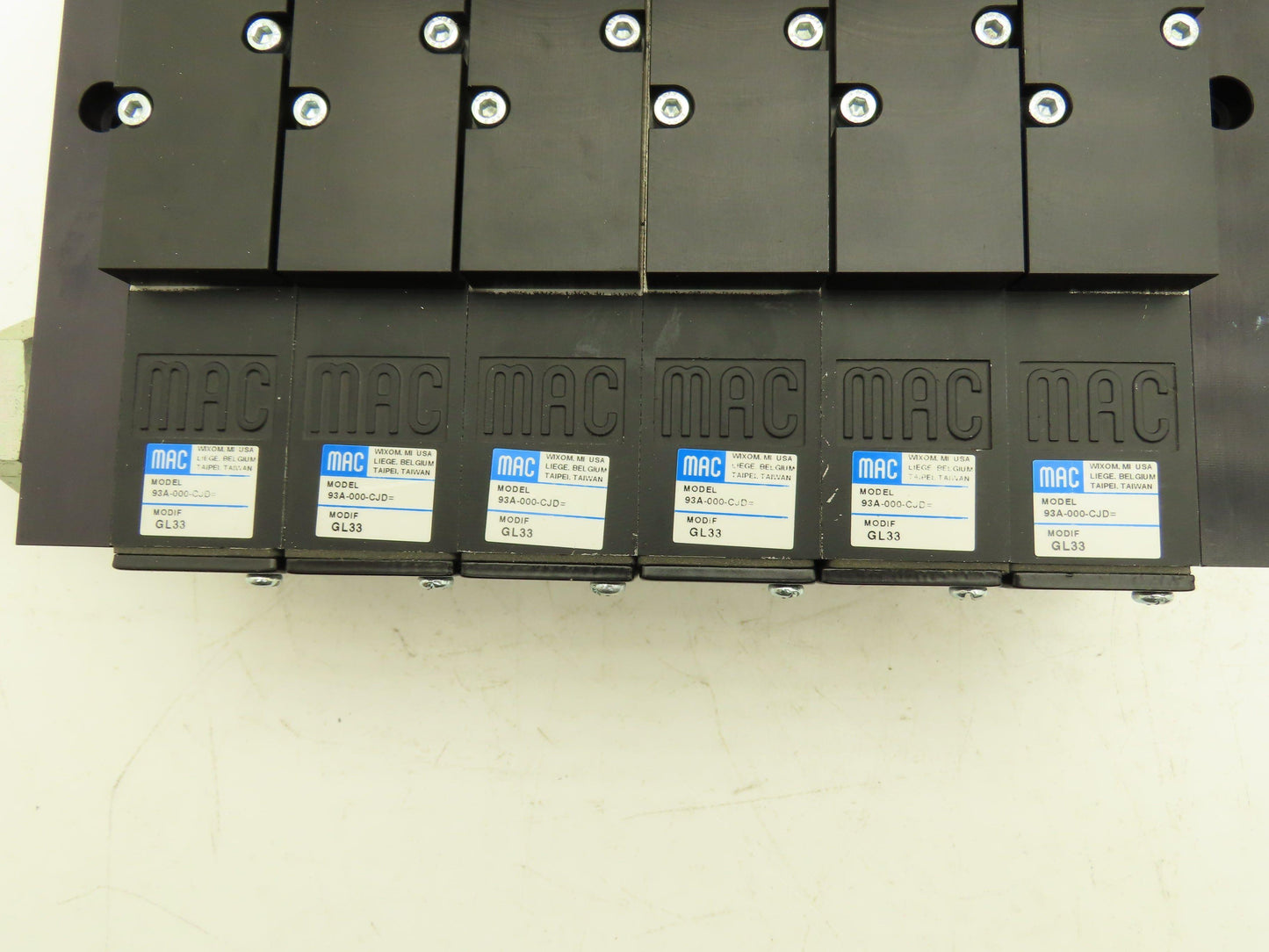 MAC 93A-000-CJD Manifold Assembly 6 Valve Prewired with Plug