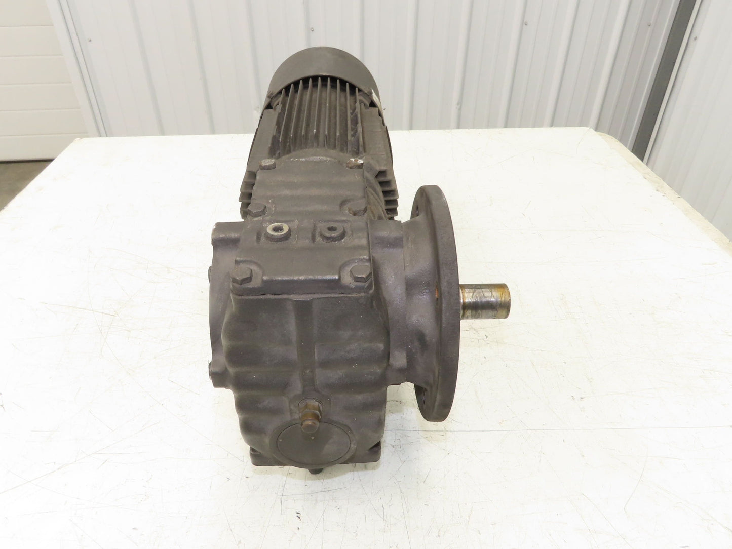 Sew-Eurodrive SF47DT80N4BMG1HR Brake Gearmotor 14.24 Reducer 1Hp 230/460V RH