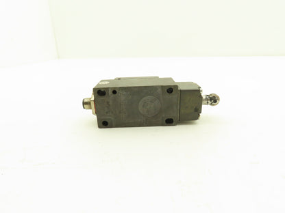 Euchner NG2RS-510AU Limit Switch Steel Roller Plunger 30V 0.1A IP65