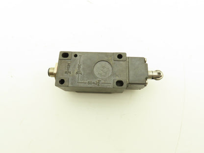 Euchner NG2RS-510AU Limit Switch Steel Roller Plunger 30V 0.1A IP67