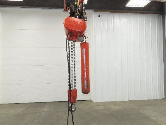 CM Lodestar RRT2 3 Ton Electric Chain Hoist 19' Lift 11/3.3 FPM Trolley 460 Volt