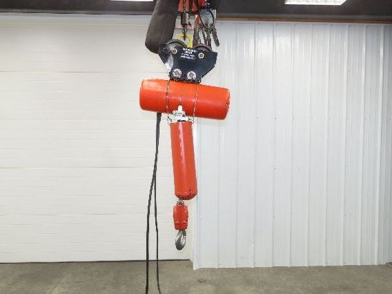 CM Lodestar R2 2 Ton Electric Chain Hoist 16' Lift 8/2.5 FPM Trolley 460 Volt