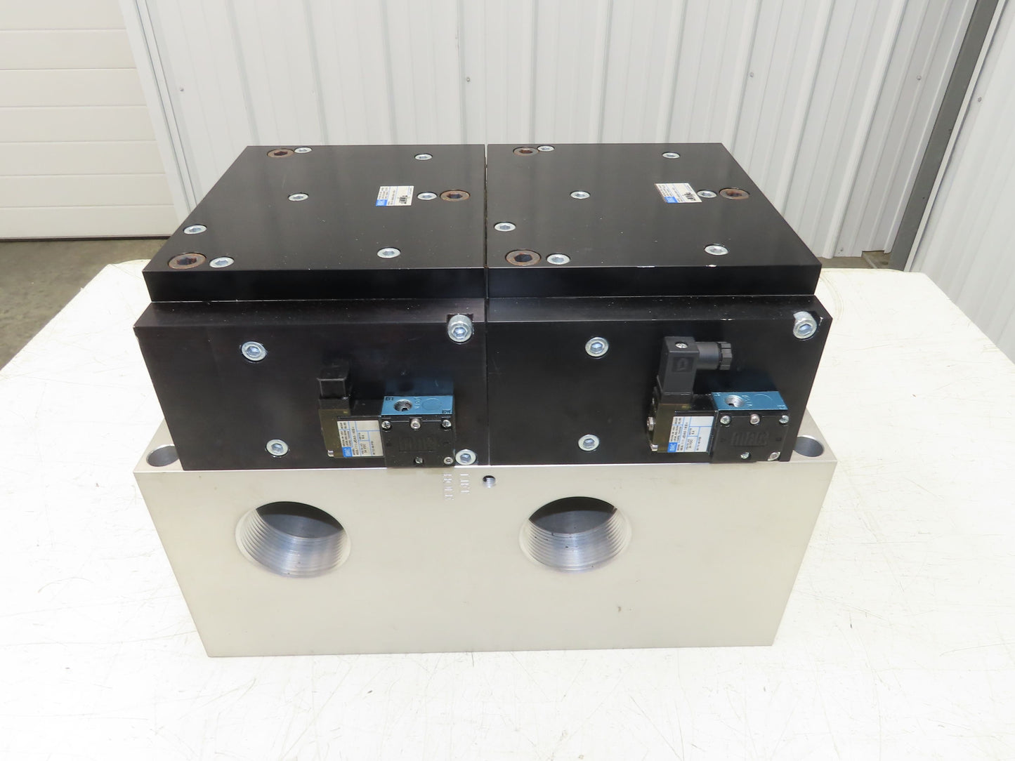 Mac 69A-C1-MAB-JDA0-1KE Pneumatic Air 2 Valve Manifold Assembly 69 Series