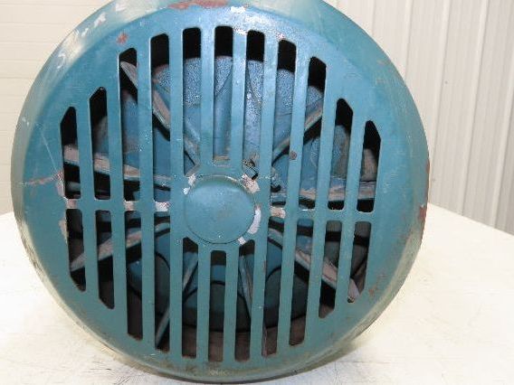 Reliance Master XL Gearmotor 12.7 Reducer 2-Speed 138/34 RPM 1.5Hp 460V RH 213T