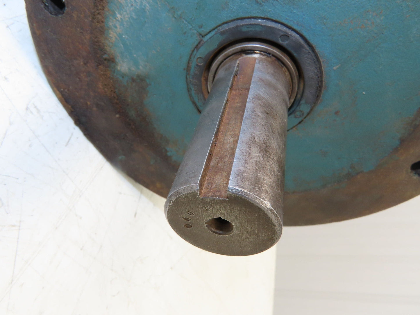 Reliance Master XL Gearmotor 12.7 Reducer 2-Speed 138/34 RPM 1.5Hp 460V RH 213T