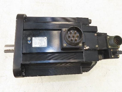 Yaskawa SGMGH-44A2A-YR15 AC Servo Motor 4400W 1500 RPM 200V Encoder UTSAE-B17BBF