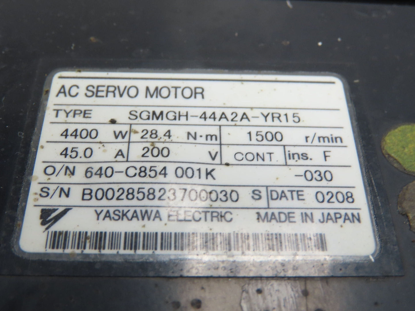 Yaskawa SGMGH-44A2A-YR15 AC Servo Motor 4400W 1500 RPM 200V Encoder UTSAE-B17BBF