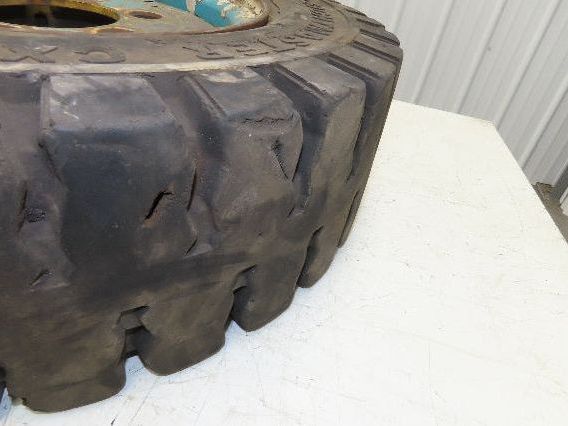 Freightmaster CX 7.50-15 Forklift Tire Traction Pneumatic 6x7.75" Rim