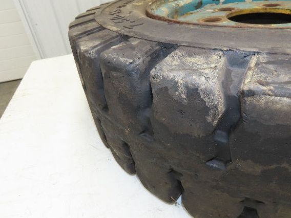 Freightmaster CX 7.50-15 Forklift Tire Traction Pneumatic 6x7.75" Rim