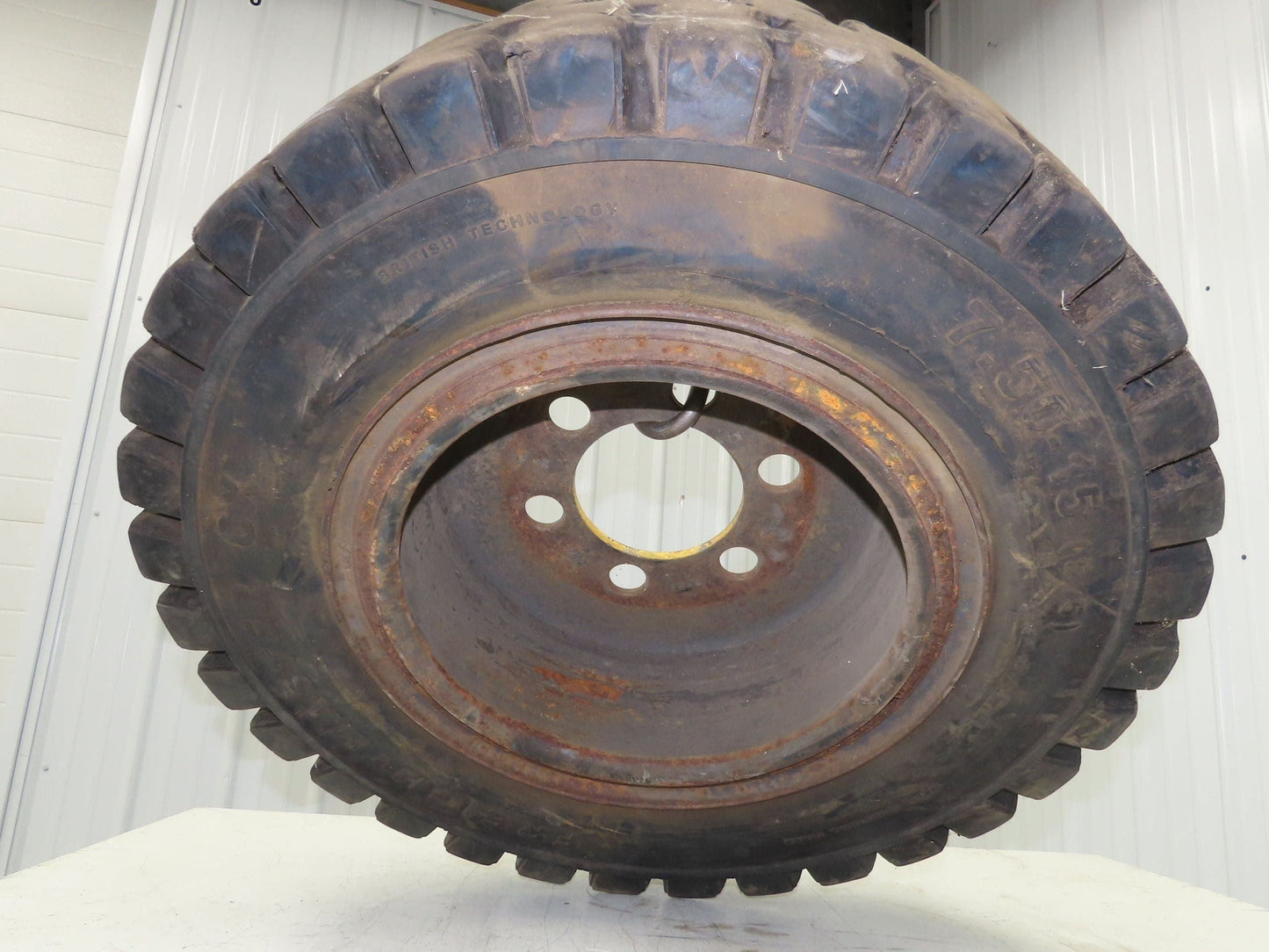 Freightmaster CX 7.50-15 Forklift Tire Traction Pneumatic 6x7.75" Rim