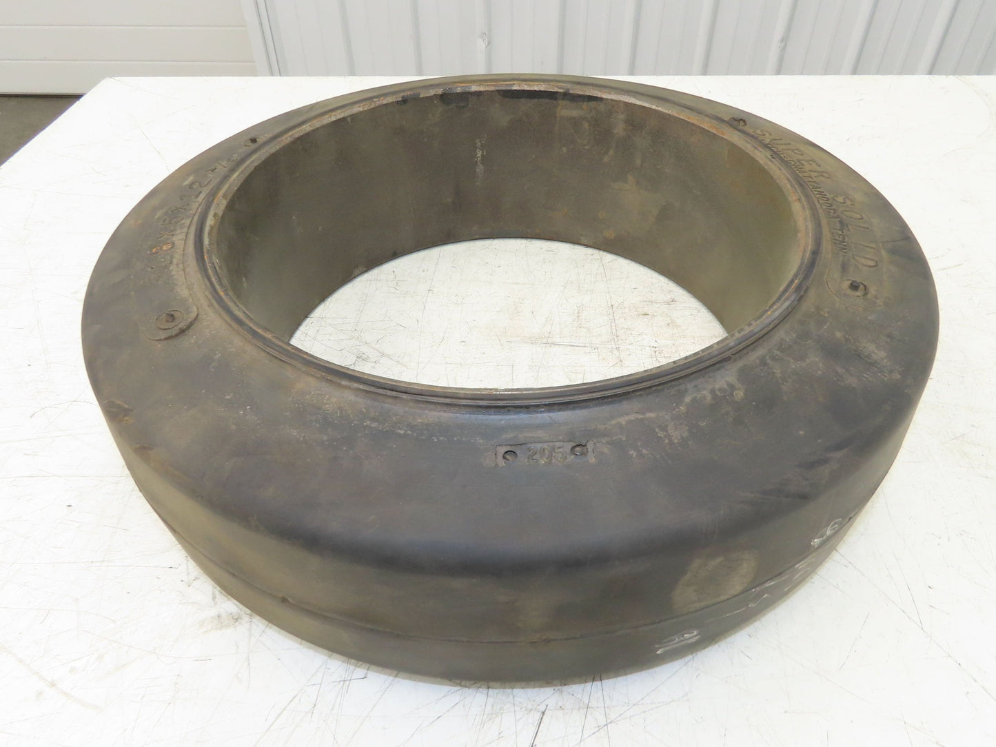 Super Solid 18x5x12-1/8 Forklift Tire Smooth Press-on Black