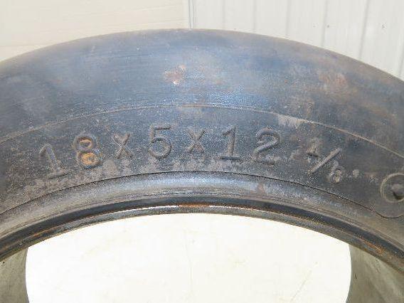 Super Solid 18x5x12-1/8 Forklift Tire Smooth Press-on Black