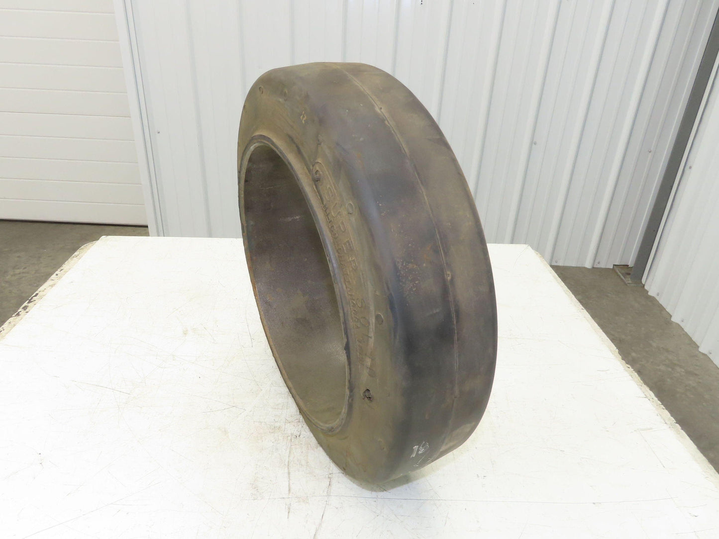 Super Solid 18x5x12-1/8 Forklift Tire Smooth Press-on Black